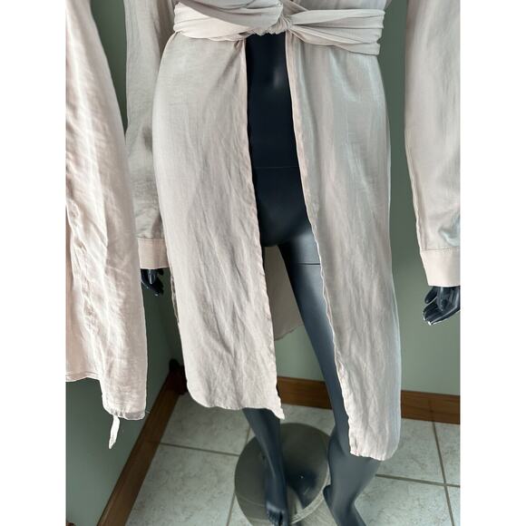 Missguided Long Line Tie Front Shirt Size 4 NWT Light Pink Silky - Picture 3 of 11